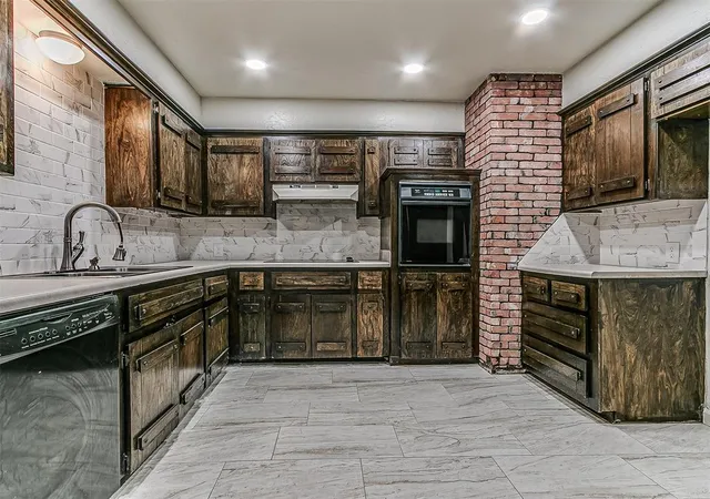 Photo 2 of Single family home for sale at 1170 Mockingbird Cir, Choctaw, OK 73020 | MLS# 1234174 | Listing updated on 2026-09-14