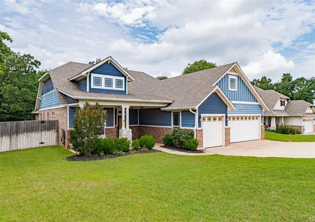 Photo 3 of Sale Pending at 8851 Tall Oaks Dr, Guthrie, OK 73044 | MLS# 1234479 | Listing updated on 2026-09-12