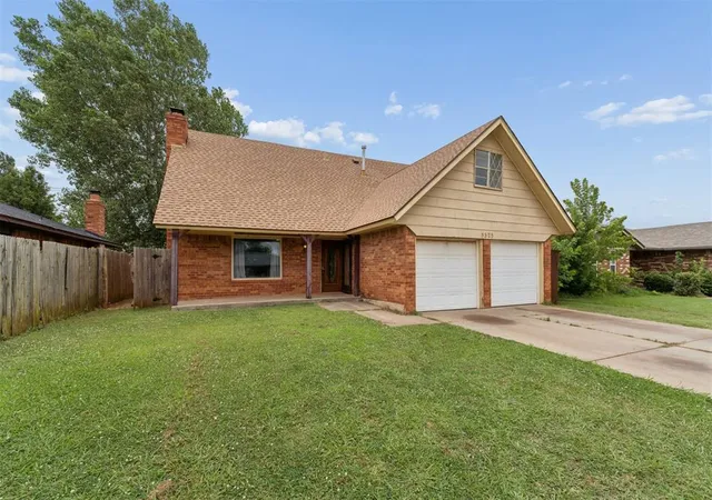 Photo 3 of Sale Pending at 5525 Keith Dr, Oklahoma City, OK 73135 | MLS# 1234759 | Listing updated on 2026-09-17