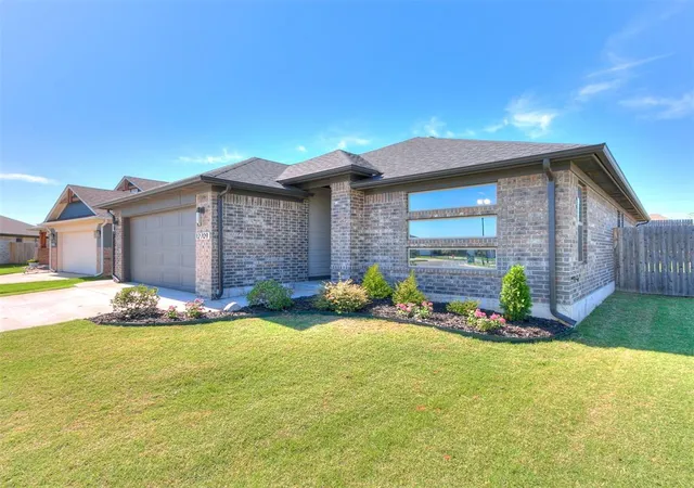 Photo 2 of Single family home for sale at 12709 Nw 4th Terrace, Yukon, OK 73099 | MLS# 1234936 | Listing updated on 2026-09-24