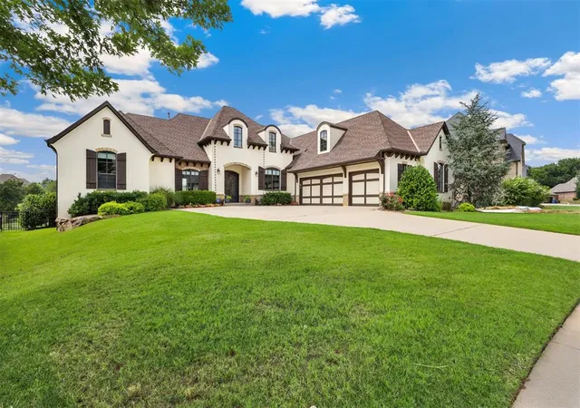 Photo 3 of Single family home for sale at 4625 Roundup Rd, Edmond, OK 73034 | MLS# 1236128 | Listing updated on 2026-09-14