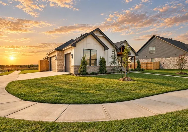 Photo 3 of Single family home for sale at 6700 Nw 143rd Circle, Oklahoma City, OK 73142 | MLS# 1236236 | Listing updated on 2026-09-15