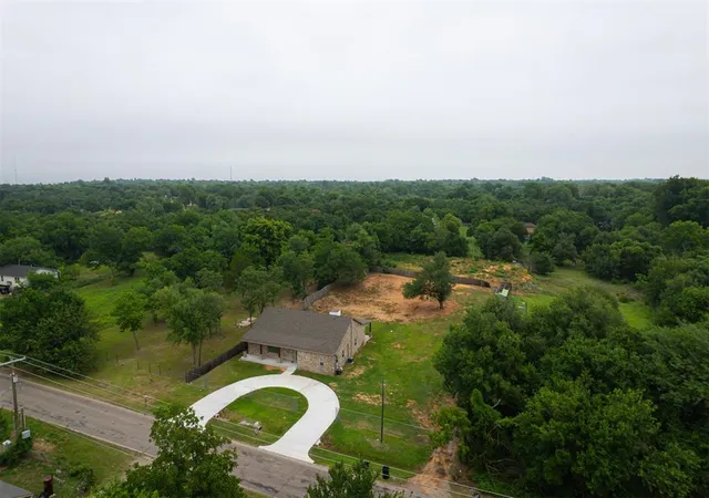 Photo 2 of Single family home for sale at 5314 N Post Rd, Spencer, OK 73084 | MLS# 1236256 | Listing updated on 2026-09-15