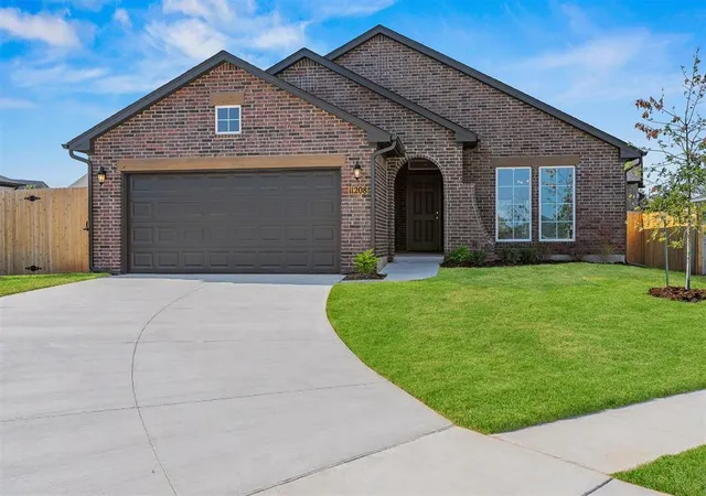 Photo 1 of Single family home for sale at 11208 Nw 134th Circle, Piedmont, OK 73078 | MLS# 1236354 | Listing updated on 2026-09-15