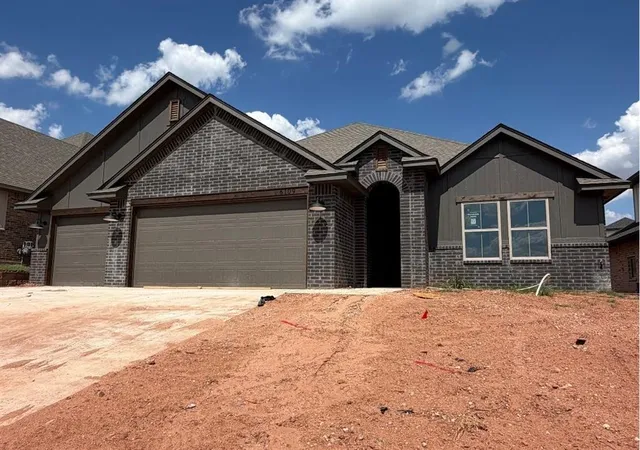 Photo 1 of Single family home for sale at 6109 Kinnick Dr, Edmond, OK 73034 | MLS# 1236404 | Listing updated on 2026-09-14