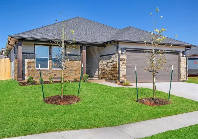 Photo 2 of Single family home for sale at 3804 Eureka Dr, Norman, OK 73069 | MLS# 1236421 | Listing updated on 2026-09-15