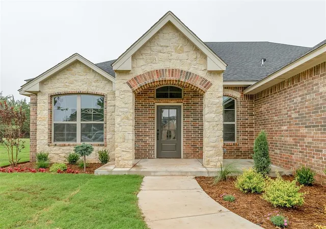 Photo 3 of Single family home for sale at 8061 Sacred Forest Rd, Arcadia, OK 73007 | MLS# 1236567 | Listing updated on 2026-09-14