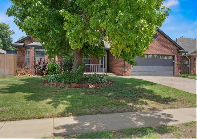 Photo 2 of Single family home for sale at 1608 Redtail Hawk, Edmond, OK 73003 | MLS# 1236802 | Listing updated on 2026-09-14