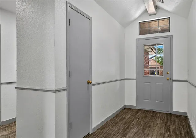 Photo 4 of Single family home for sale at 1608 Redtail Hawk, Edmond, OK 73003 | MLS# 1236802 | Listing updated on 2026-09-14