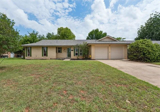 Photo 2 of Single family home for sale at 2624 Nw 115th Street, Oklahoma City, OK 73120 | MLS# 1236812 | Listing updated on 2026-09-15