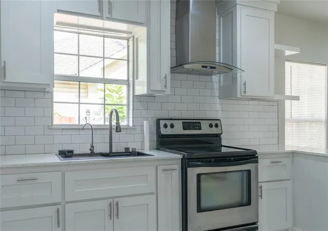 Photo 2 of Single family home for sale at 2926 Nw 15th Street, Oklahoma City, OK 73107 | MLS# 1237076 | Listing updated on 2026-09-14