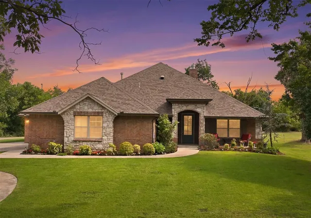 Photo 1 of Single family home for sale at 3318 E 44th Street, Edmond, OK 73013 | MLS# 1237153 | Listing updated on 2026-09-11