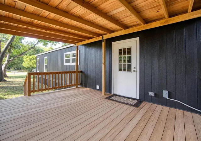 Photo 2 of Single family home for sale at 624 Se 2nd Avenue, Ardmore, OK 73401 | MLS# 1237208 | Listing updated on 2026-09-14