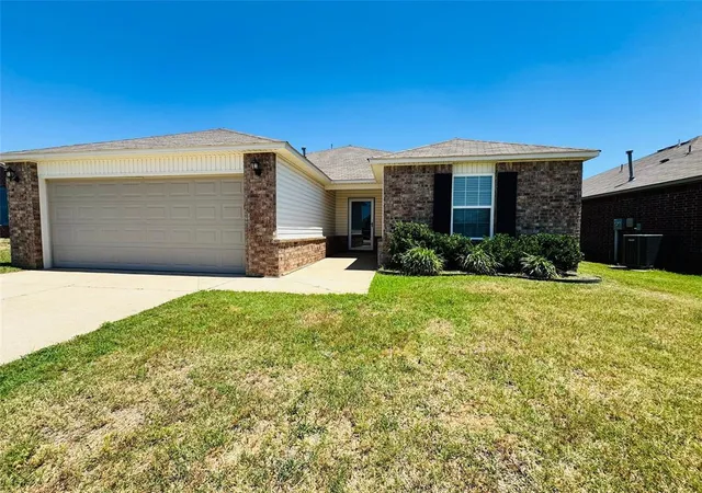 Photo 1 of Single family home for sale at 1870 Bartlett Dr, Newcastle, OK 73065 | MLS# 1237527 | Listing updated on 2026-09-11