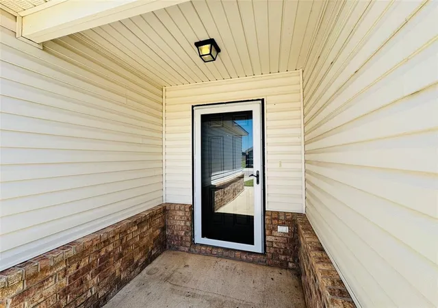 Photo 3 of Single family home for sale at 1870 Bartlett Dr, Newcastle, OK 73065 | MLS# 1237527 | Listing updated on 2026-09-11
