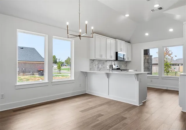 Photo 4 of Single family home for sale at 151 Pleasant View, Harrah, OK 73045 | MLS# 1237542 | Listing updated on 2026-09-15