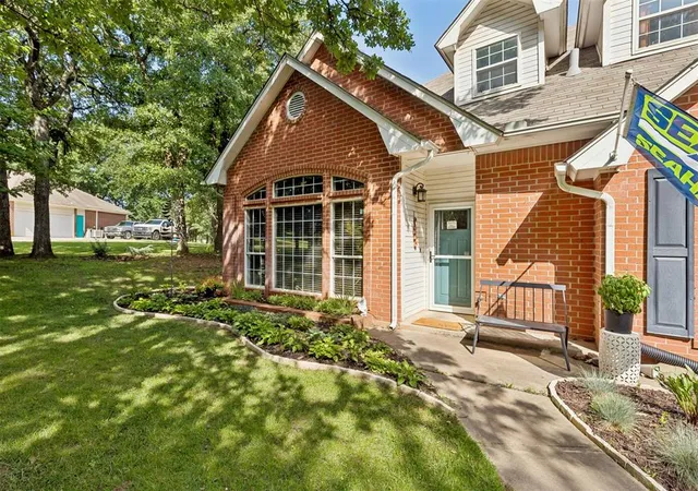 Photo 3 of Single family home for sale at 13849 Twin Ridge Rd, Edmond, OK 73034 | MLS# 1237717 | Listing updated on 2026-09-13