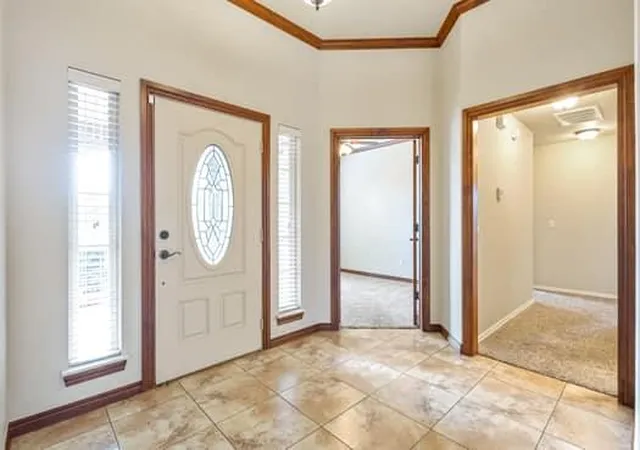 Photo 3 of Sale Pending at 9005 Nw 79th Terrace, Yukon, OK 73099 | MLS# 1237944 | Listing updated on 2026-09-13