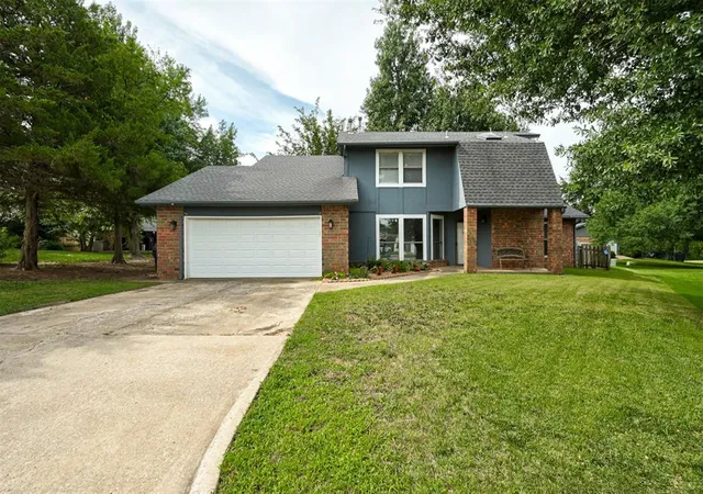 Photo 1 of Sale Pending at 11712 Nw 120th Street, Yukon, OK 73099 | MLS# 1238073 | Listing updated on 2026-09-14