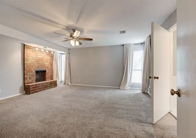 Photo 3 of Sale Pending at 11712 Nw 120th Street, Yukon, OK 73099 | MLS# 1238073 | Listing updated on 2026-09-14