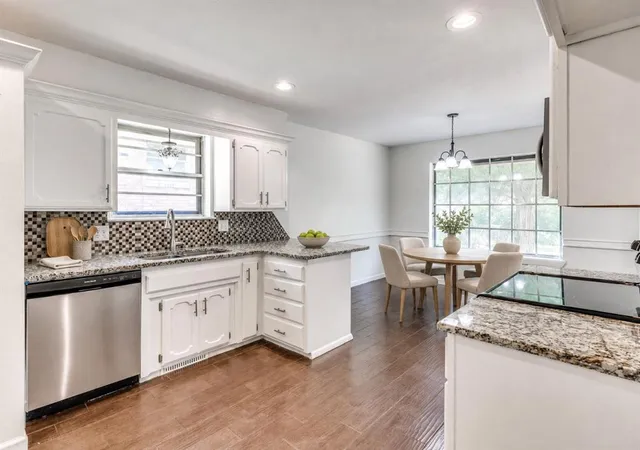 Photo 2 of Single family home for sale at 2640 Michael Dr, Edmond, OK 73013 | MLS# 1238075 | Listing updated on 2026-09-14