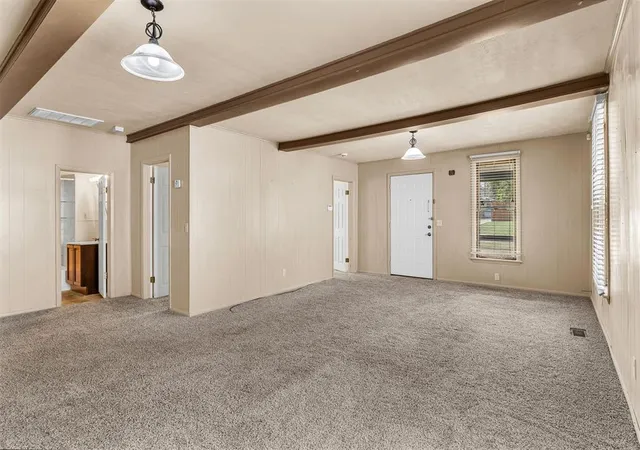 Photo 4 of Single family home for sale at 617 S Roberts Ave, El Reno, OK 73036 | MLS# 1238103 | Listing updated on 2026-09-14