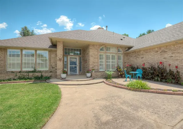 Photo 3 of Sale Pending at 8024 NW 100th Street, Oklahoma City, OK 73162 | MLS# 1238356 | Listing updated on 2026-09-19