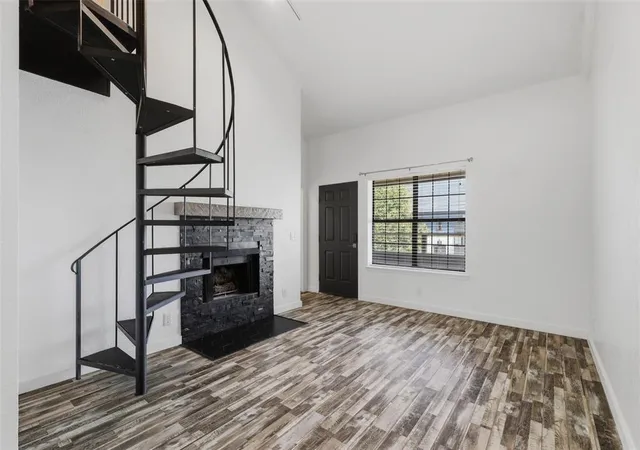 Photo 2 of Condo for sale at 11140 Stratford Dr #605, Oklahoma City, OK 73120 | MLS# 1238562 | Listing updated on 2026-09-11