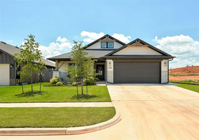Photo 1 of Sale Pending at 1518 Flint Hills St, Norman, OK 73069 | MLS# 1238702 | Listing updated on 2026-09-11