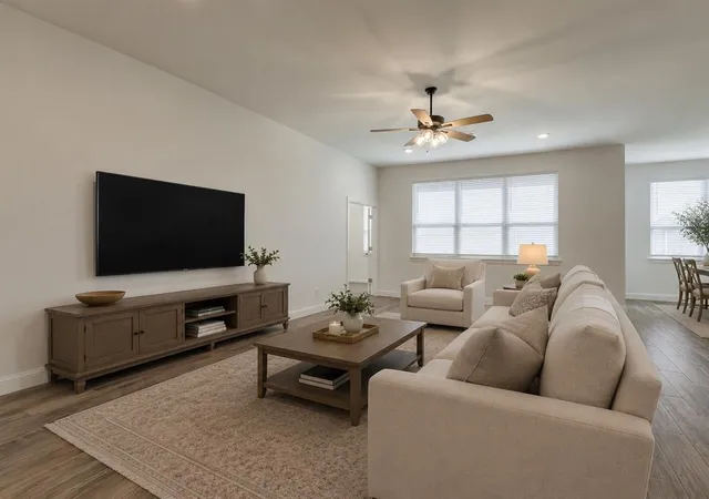 Photo 3 of Single family home for sale at 204 Ivory Dr, Yukon, OK 73099 | MLS# 1239076 | Listing updated on 2026-09-15