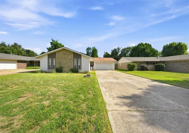 Photo 1 of Single family home for sale at 7908 Nw 40th Street, Bethany, OK 73008 | MLS# 1239189 | Listing updated on 2026-09-24
