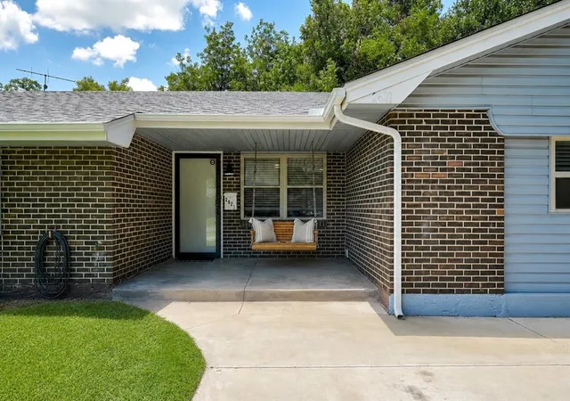 Photo 2 of Sale Pending at 2621 N Redmond Ave, Oklahoma City, OK 73127 | MLS# 1239271 | Listing updated on 2026-09-11