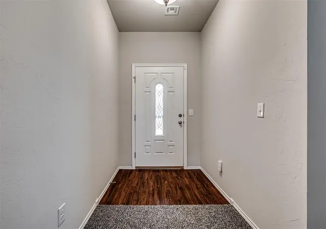 Photo 3 of Single family home for sale at 5320 Nicole Dr, Tuttle, OK 73089 | MLS# 1239298 | Listing updated on 2026-09-14