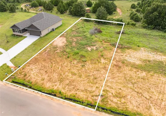 Land for sale at 4672 Lincoln Landing, Harrah, OK 73045 | MLS# 1239514