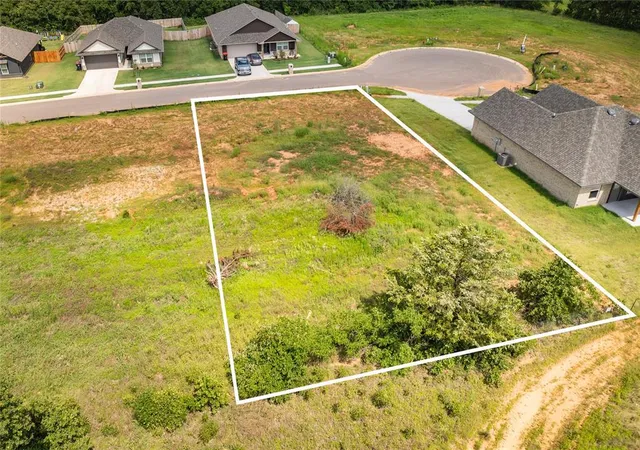 Photo 4 of Land for sale at 4672 Lincoln Landing, Harrah, OK 73045 | MLS# 1239514 | Listing updated on 2026-09-11