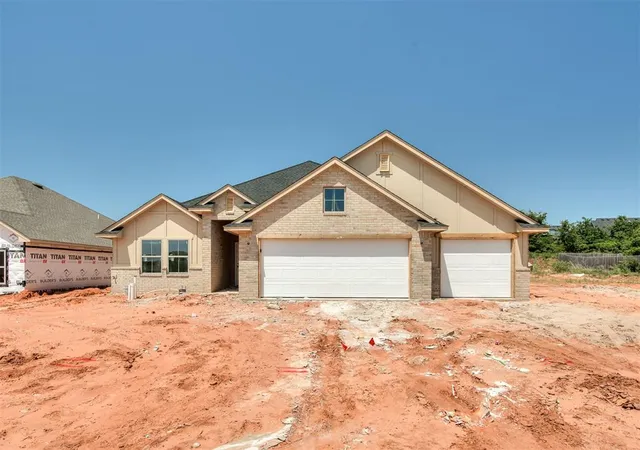 Photo 1 of Single family home for sale at 2217 Preserve Edge Rd, Edmond, OK 73034 | MLS# 1240279 | Listing updated on 2026-09-14