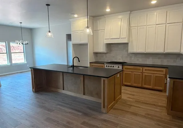 Photo 2 of Single family home for sale at 2217 Preserve Edge Rd, Edmond, OK 73034 | MLS# 1240279 | Listing updated on 2026-09-14