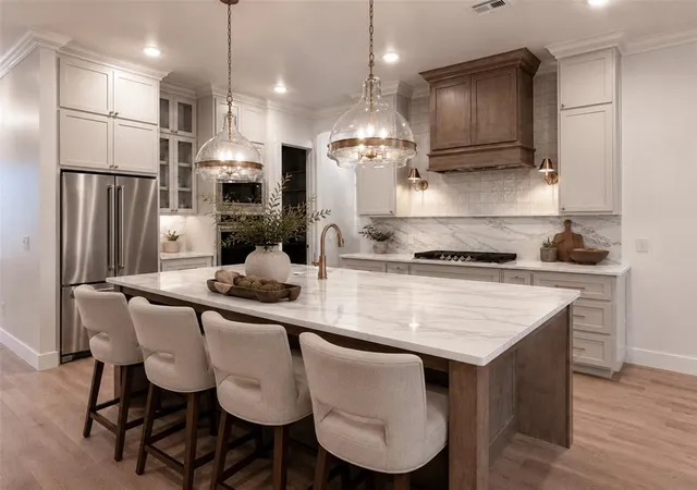 Photo 2 of Sale Pending at 3425 Sardina Way, Edmond, OK 73034 | MLS# 1240659 | Listing updated on 2026-09-11