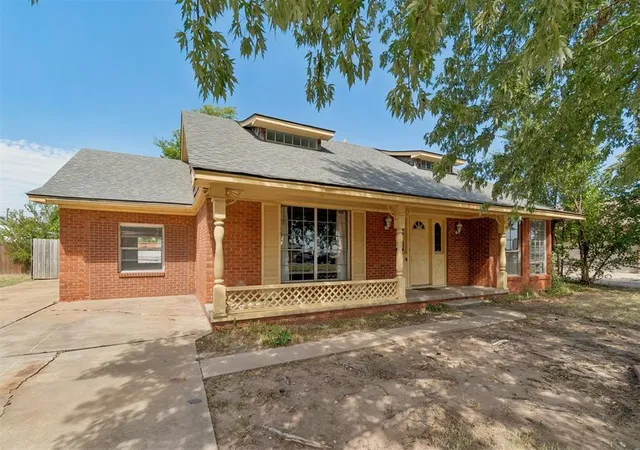 Photo 2 of Single family home for sale at 3705 N Cromwell Ave, Oklahoma City, OK 73112 | MLS# 1241018 | Listing updated on 2026-09-12
