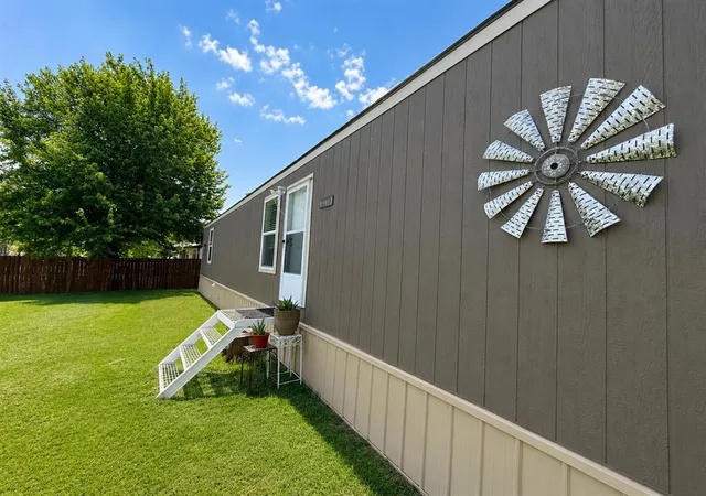 Photo 1 of Single family home for sale at 3112 E Oakleaf Dr, Edmond, OK 73034 | MLS# 1241035 | Listing updated on 2026-09-13
