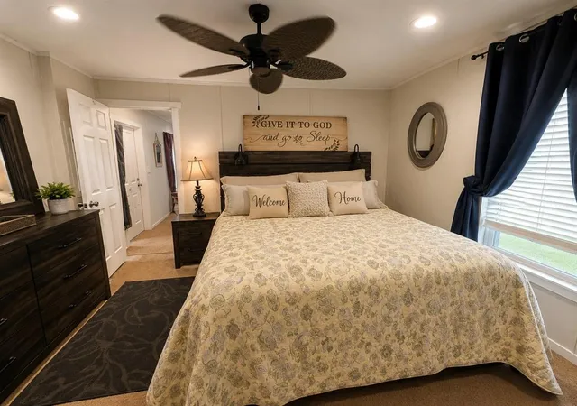 Photo 4 of Single family home for sale at 3112 E Oakleaf Dr, Edmond, OK 73034 | MLS# 1241035 | Listing updated on 2026-09-13