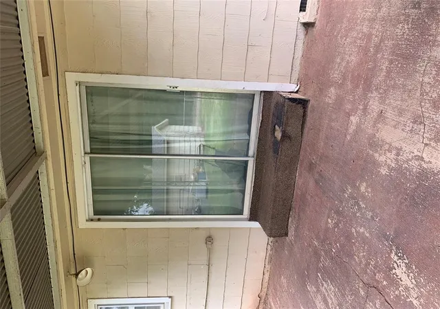 Photo 3 of Single family home for sale at 927 N Sunset Dr, Anadarko, OK 73005 | MLS# 1241202 | Listing updated on 2026-09-15