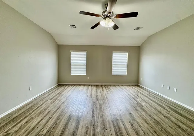 Photo 4 of Single family home for sale at 1895 Bartlett Dr, Newcastle, OK 73065 | MLS# 1241615 | Listing updated on 2026-10-15
