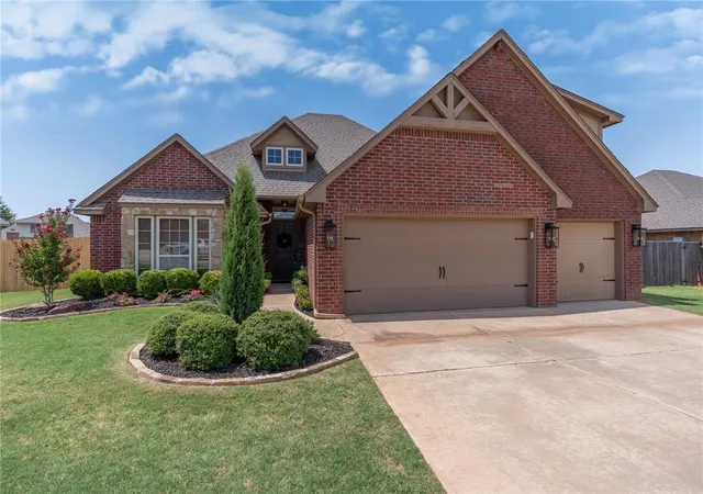 Photo 1 of Single family home for sale at 4933 Champlain Pl, Edmond, OK 73025 | MLS# 1241880 | Listing updated on 2026-09-09