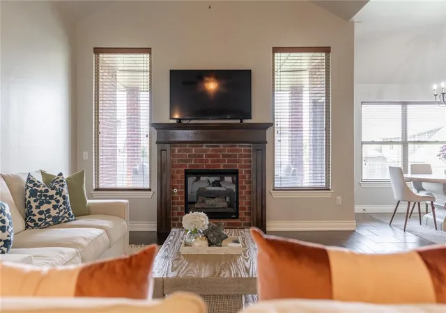 Photo 2 of Single family home for sale at 4933 Champlain Pl, Edmond, OK 73025 | MLS# 1241880 | Listing updated on 2026-09-09