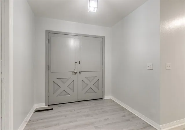 Photo 4 of Single family home for sale at 1517 N Fordson Dr, Oklahoma City, OK 73127 | MLS# 1241958 | Listing updated on 2026-09-13