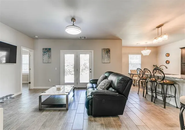 Photo 4 of Single family home for sale at 9896 Abington Cir, Edmond, OK 73025 | MLS# 1242125 | Listing updated on 2026-09-16