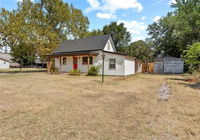 Photo 3 of Single family home for sale at 103 E Ash St, Carnegie, OK 73015 | MLS# 1242130 | Listing updated on 2026-09-11