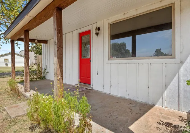Photo 4 of Single family home for sale at 103 E Ash St, Carnegie, OK 73015 | MLS# 1242130 | Listing updated on 2026-09-11