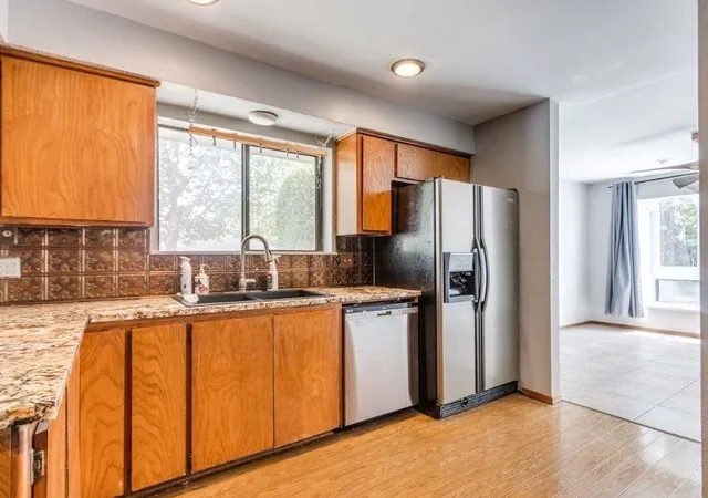 Photo 3 of Single family home for sale at 4001 Bluestem Cir, Norman, OK 73072 | MLS# 1242196 | Listing updated on 2026-10-08